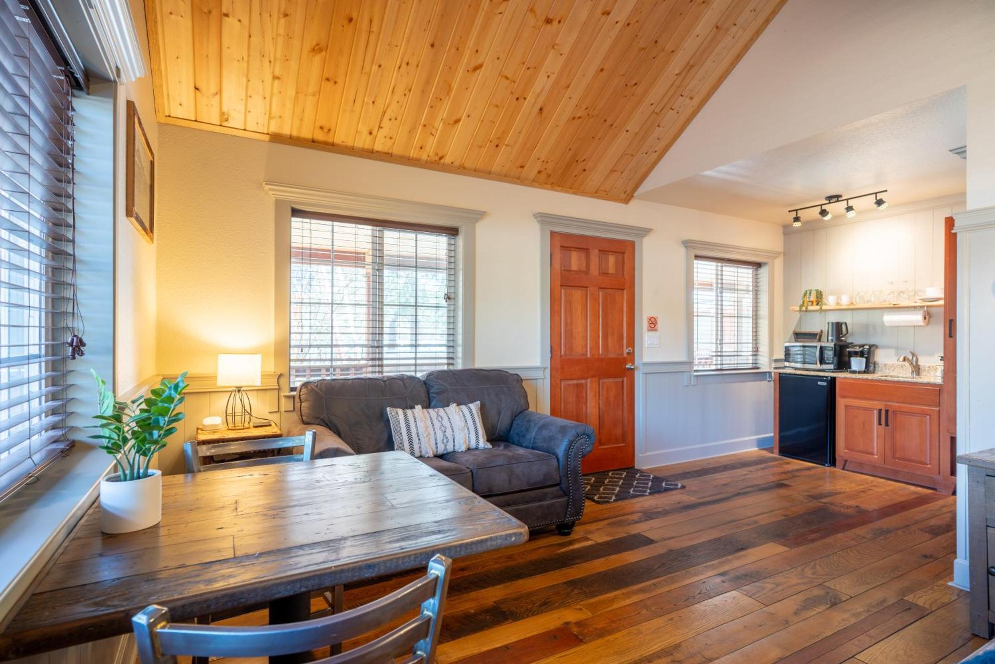 Shasta View Lodge McCloud Zewnętrze zdjęcie